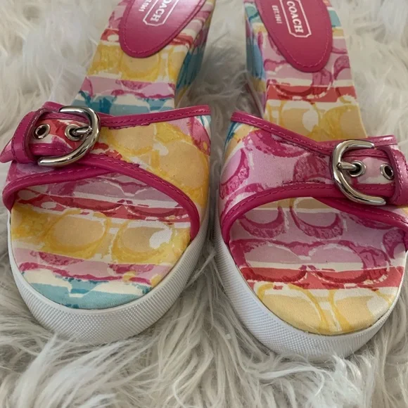NEW Vintage Coach Hampton Multicolor Pastel Wedges- 9 - Picture 2 of 8